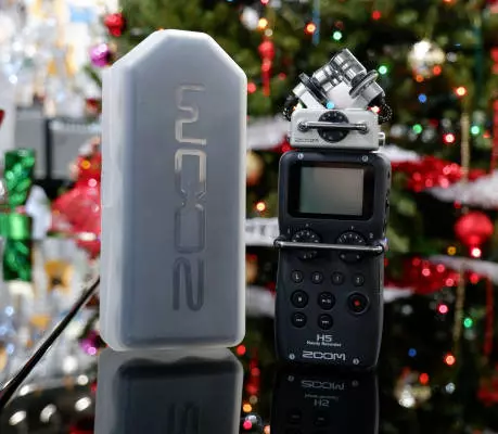 Zoom - 4 Track Handheld Recorder/USB Interface 2